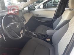 تۆیۆتا کۆرۆلا